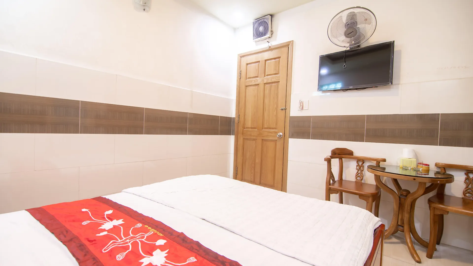 Dai An Go Vap Hotel Хошимин 2*,